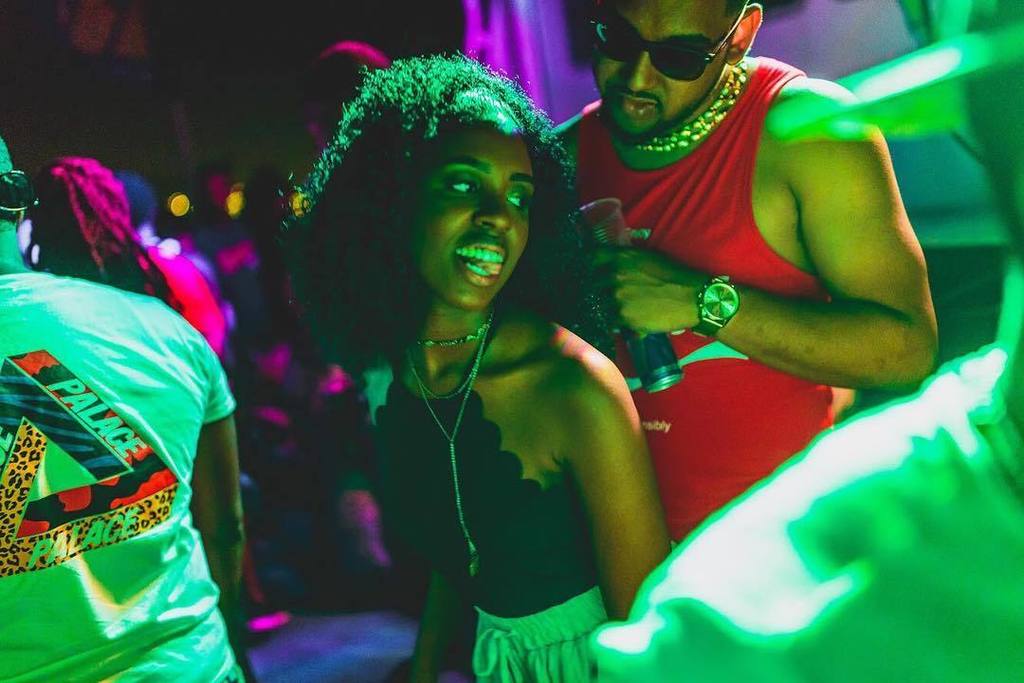 86ix8Family's tweet photo. It’s only Wednesday, but who’s ready for the weekend?! 🙋🏽♂️ #86ix8Family
#FeteinSeason
#WiningTime
#HumpDay
#AreYouReady https://t.co/dmb6ZHGDur https://t.co/yg0WNQCWM1