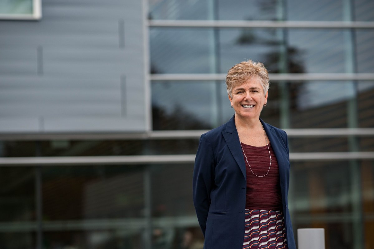 goUFV's tweet photo. UFV has a new President. Dr. Joanne MacLean, currently Dean of the  Faculty of Health Sciences, will take over from interim President Jackie  Hogan on May 1, 2018. https://t.co/SpS7lKSaDM https://t.co/vlrUExxpiT