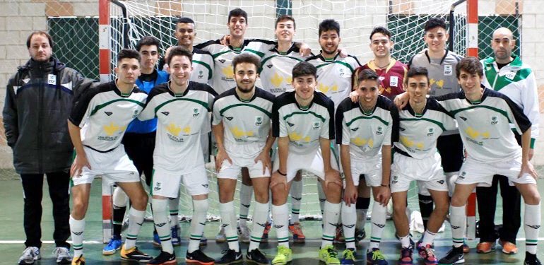ADMadroneraFS's tweet photo. En 2 horas comienza la fase previa del campeonato de España juvenil 💪🏼💪🏼💪🏼mucha suerte para los nuestros @KokeGrande7 @_adribarroso7 @DavidBarroso10 #valentin https://t.co/x9gWGg6R1G