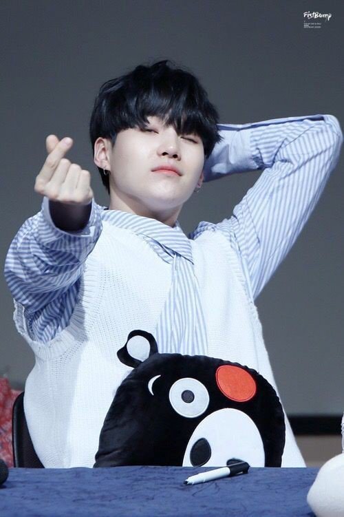 MIN YOONGI! #iHeartAwards #BTSARMY #BestFanArmy <a href="/BTS_twt/">방탄소년단</a>