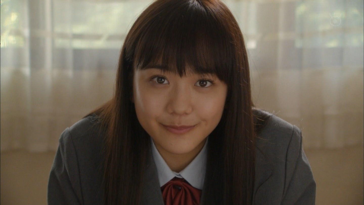 【大型配送タイプ】松井愛莉さん掲載3ページ（ポスターサイズ）#5787 2025年最新】松井愛莉 写真集の人気アイテム - メルカリ