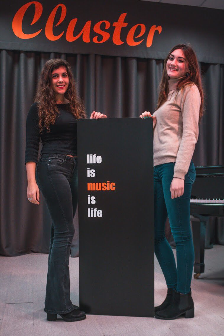 CLUSTERMUSICA's tweet photo. Life is music, music is life 🎶
#ClusterMusic #MusicAndLife #ScuolaDiMusica #ClusterPeople #ClusterLife #VitaDaCluster #ClusterNow https://t.co/irlkjYLw7F