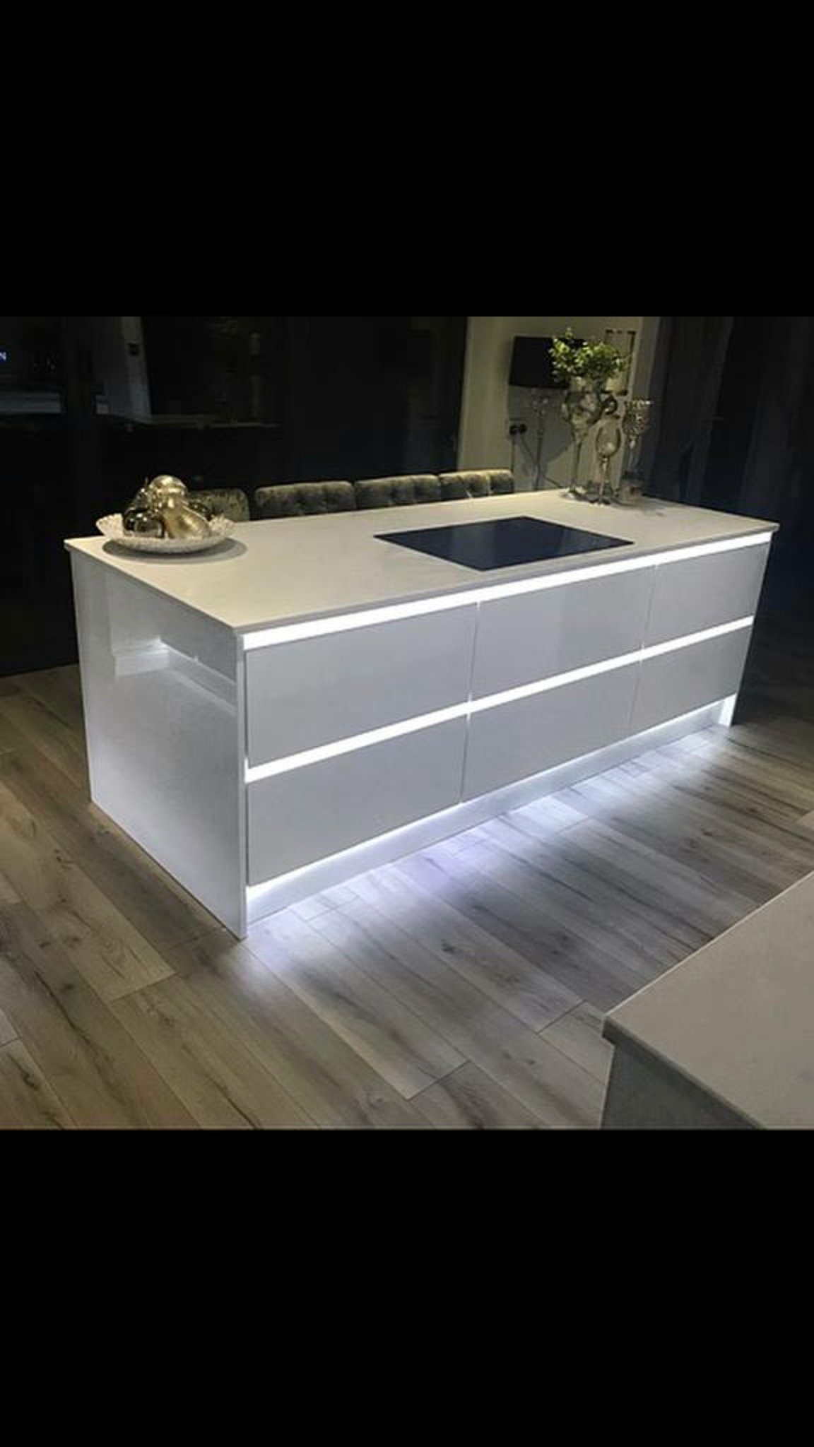 Milano island sale