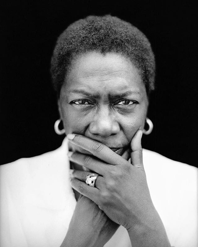 1xRUN's tweet photo. Incredible pic by @jonathanmannion of Afeni Shakur. Go to his gram for more awesome photos. Found via @jonathanmannion #photography #jonathanmannion #afenishakur #art #artist https://t.co/L0cN8wdgwv
