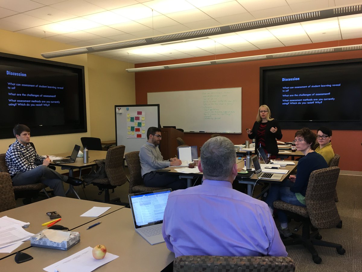 pwmartin's tweet photo. Day 3 of our Course (Re)Design Institute at @MarquetteU. This morning, I talked instructional strategies. This afternoon @CarolynIves is leading us through a rethinking of assessment. https://t.co/UZePqdrdeW
