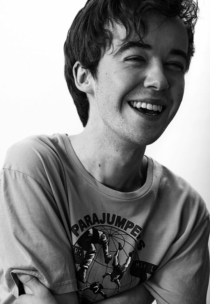 Alex Lawther Updates On Twitter New Pictures 📸…