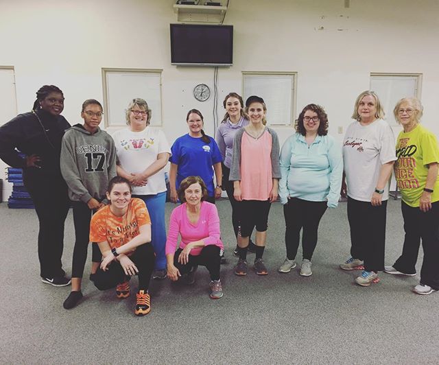 FerrumCollege's tweet photo. I was awfully happy to see these ladies! First #Zumba class at the #ferrumymca and they rocked it! Way to start off the new semester! #fitnessfunwithrondab #ferrumva #ferrumcollege #sweatyhappypeople #regram 📷: @heyauntshell https://t.co/V6fXsM5jZ2