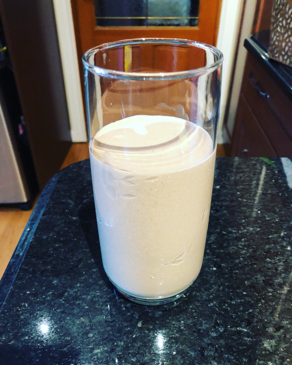 4pointshealth's tweet photo. I’ve been sick lately and my body has been craving fruit and veggies. Your body is intelligent and tells you what it needs,you just need to listen!
In this smoothie:
Chocolate protein powder @JuicePLUSCdn 
Frozen coconut 
Banana
Dairy free milk 
Almond butter 
Ice #yeghealth #yeg https://t.co/adYSIgSoqq