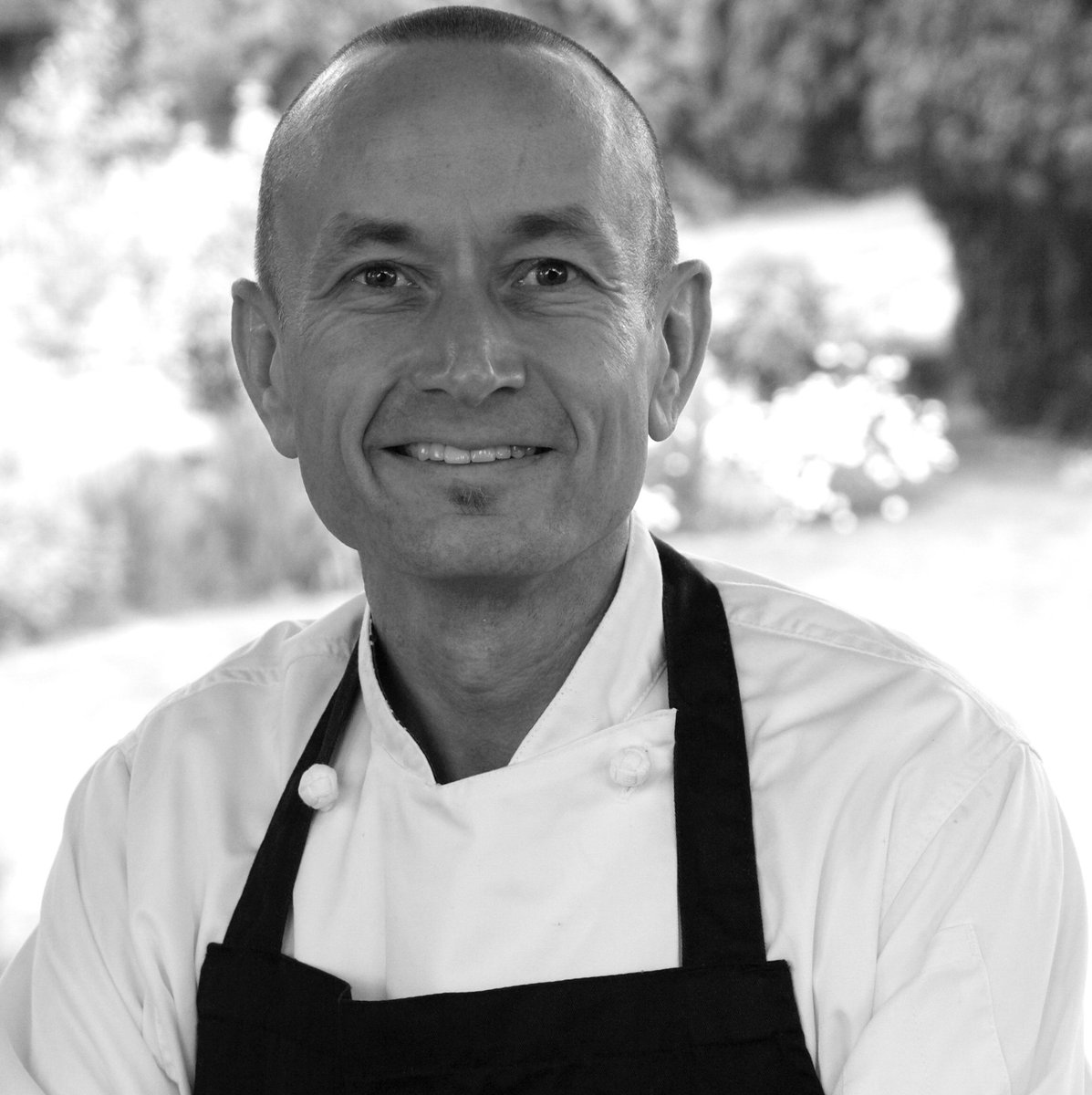 BodyCampIbiza's tweet photo. We feel incredibly fortunate that Sarmado is coming back to cook for us at our fabulous new location in the UK 😊
Limited spaces available on the 3rd, 10th OR 17th of February 2018. Book now to taste the magic that is Sarmado’s cooking #thebodycamp #uk #popupseries #joinus https://t.co/G6BkK1XcJN