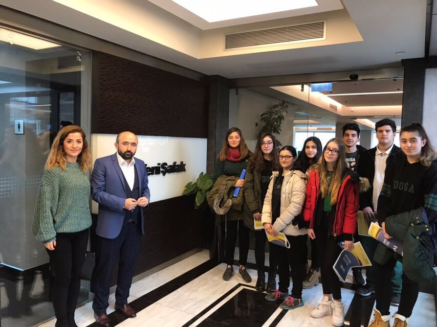 Gazeteciler gününde Yeni Şafak Gazetecisi Recep Yeter ile röportajımızı gerçekleştirdik.