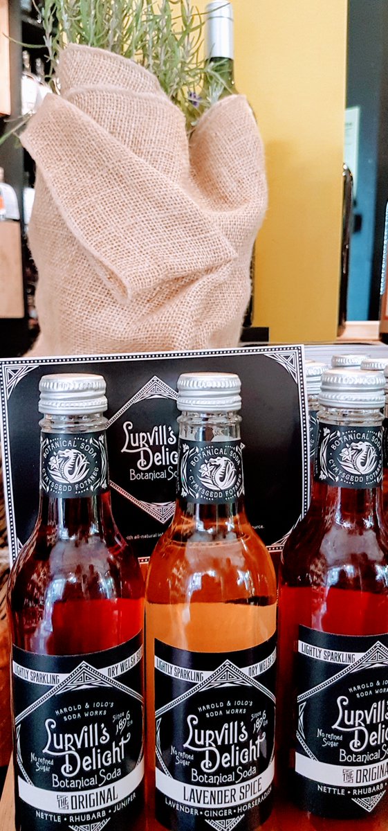 boroughwines_em's tweet photo. Trying to stick to #DryJanuary ? Say no more and take the direction of your fav shop, we do have some amazing welsh #bottanical #mindful #drinks  🏴󠁧󠁢󠁷󠁬󠁳󠁿🤤
#drinkbetter https://t.co/LuLftizi0X
