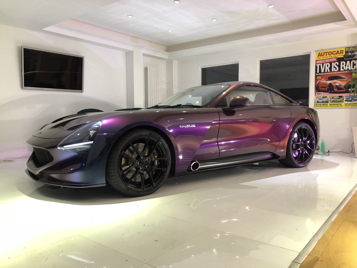 TVR's tweet photo. Off to Autosport! #TVR #TVRGriffith #RoaringBack #SpiritOfDriving #NECAutosportInternational #Duntbarn #DuntbarnLogistics https://t.co/2sEE8fCfn6