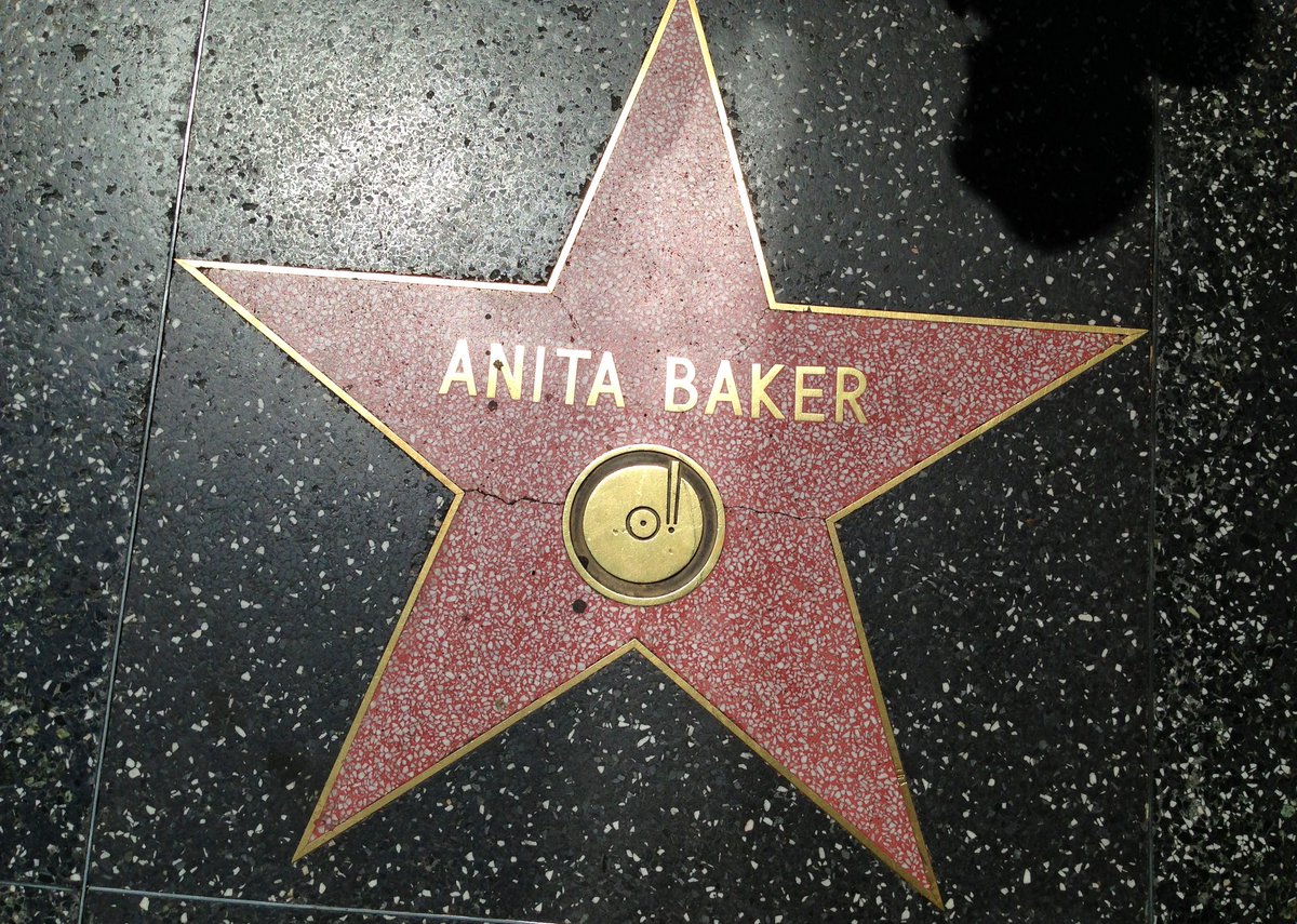 isasolkokkeler's tweet photo. @IAMANITABAKER when I went to L.A it was my wish to see your ⭐️, now is my wish to visit your farewell tour #Europe #Amsterdam https://t.co/oYb4eoSzBZ