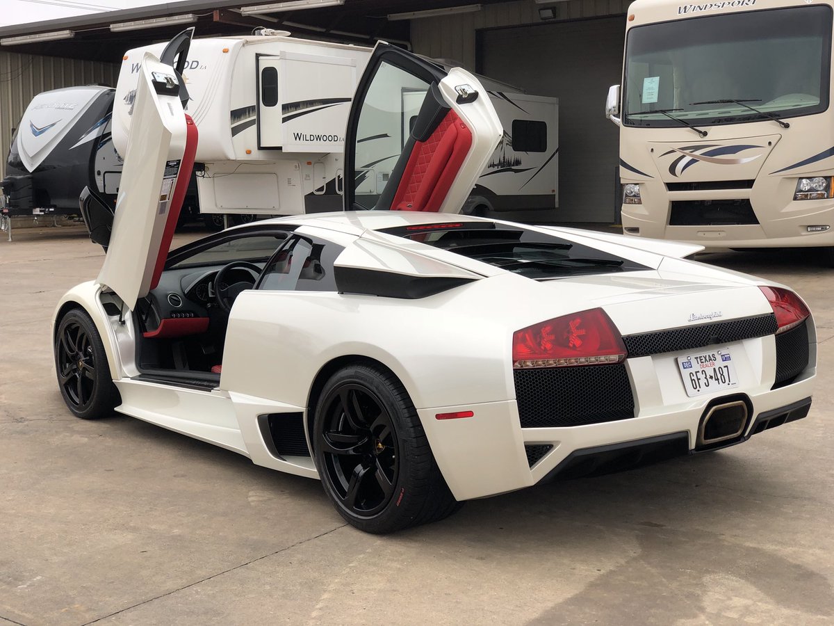 jennyhum71's tweet photo. Justin was not here to help Papa pick out his new Lamborghini as planned. So, I put a portion of Justin’s ashes in a locket so he can be there every time Papa takes a spin. Enjoy the ride sweet angel. https://t.co/DuYvv4YwBY
