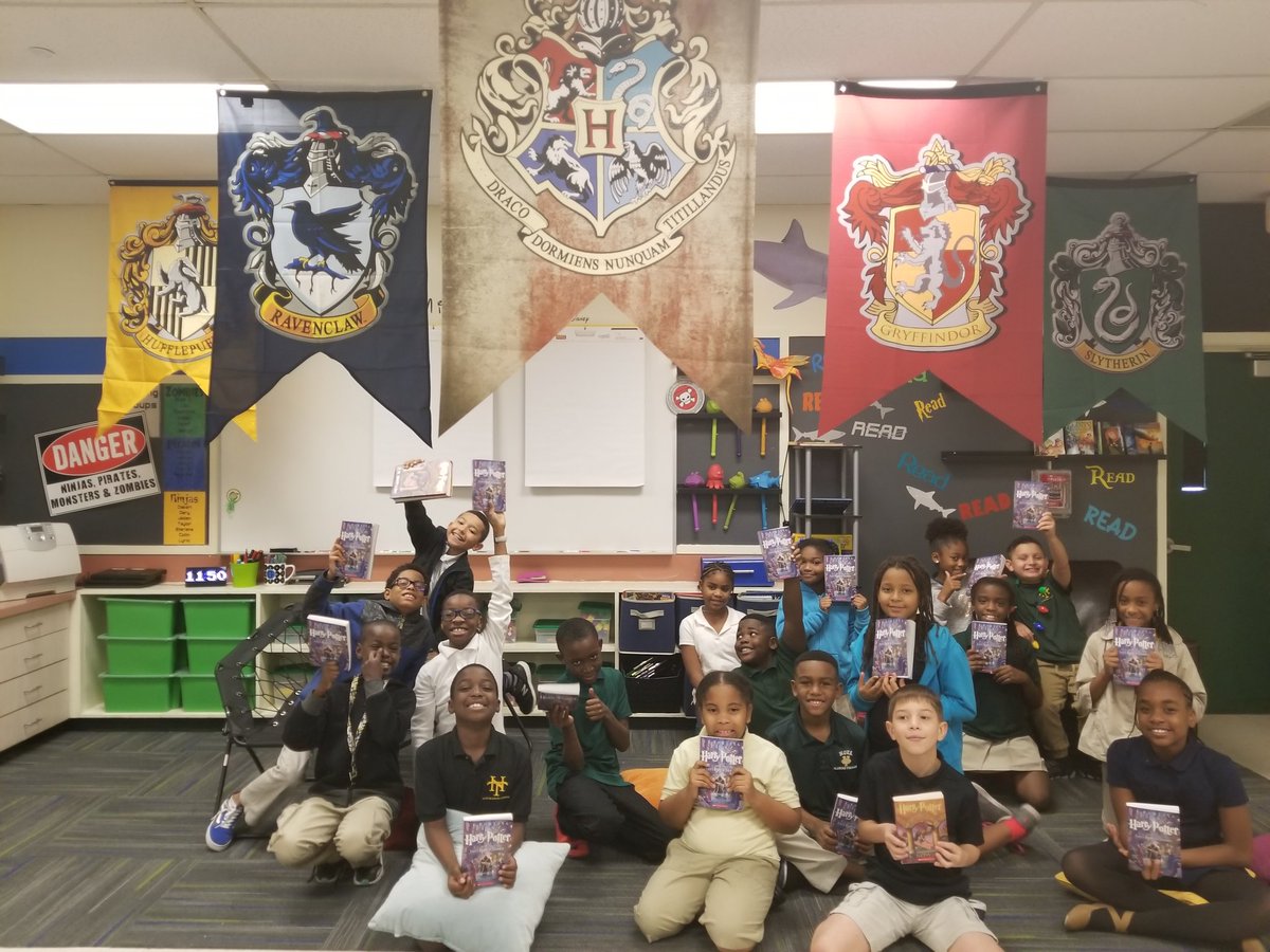 JoeyBGoodman's tweet image. Ready for our next book study! #reading #thirdgrade #knownova @browardschools @BrowardLiteracy #HarryPotter #pottermore @jk_rowling @NBFelem