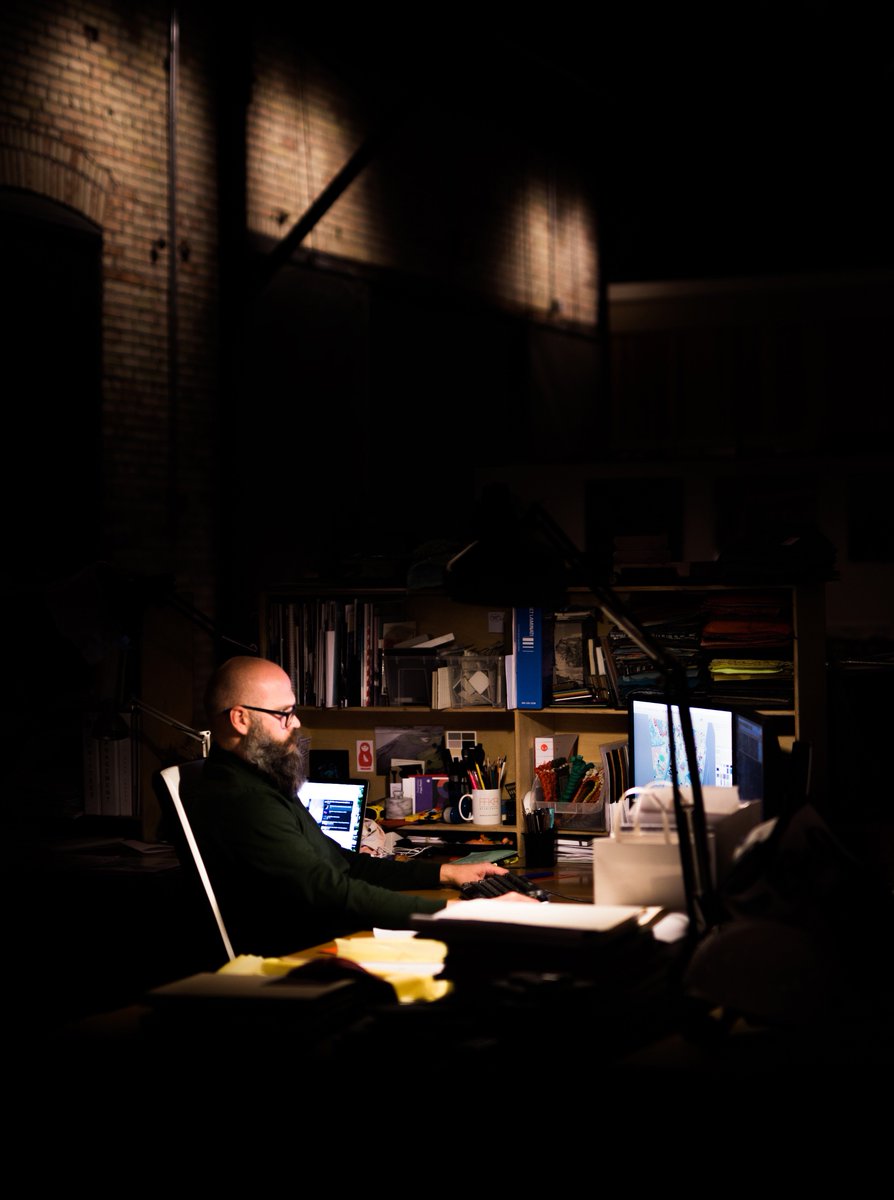 Jeremy Morgan exudes quite creativity. #ffkrarchitects #workplacewedneday 
Photo credit: @JordyLayton