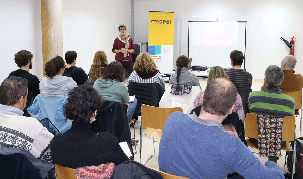 Nuestra primer presentación en <a href="/MARES_Madrid/">MARES Madrid</a>.