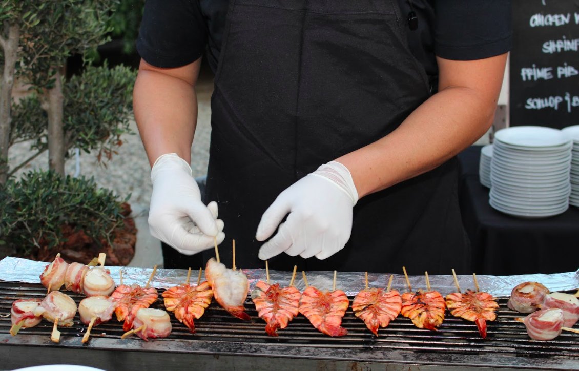 PandaCatering's tweet photo. Grilled to perfection and absolutely prawn-tastic! https://t.co/ytRiPK3wQS