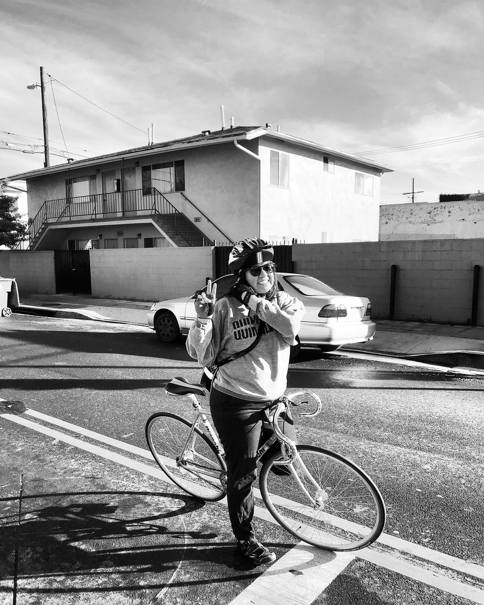 DJZibaZ's tweet photo. Time to get back &amp; at it in 2018! #fixedgear #bianchipista #pistafamily #biketowork #biketoworkyear #LAfixed https://t.co/gKBOz0fhV0