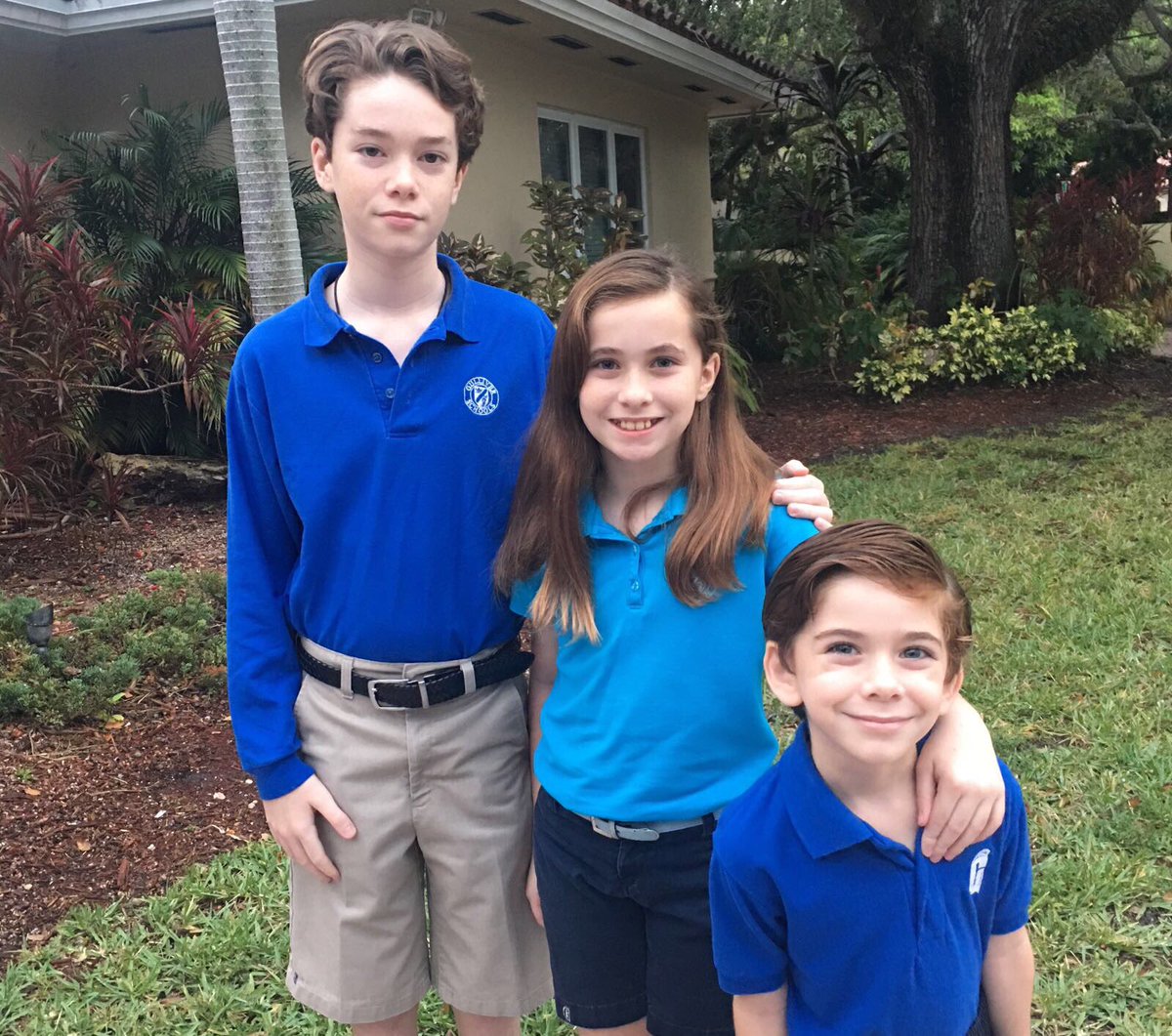 GulliverPrep_'s tweet photo. Our students are wearing blue to honor Director of Student Activities at Gulliver Academy, Les Cooperman. We are deeply saddened by this great loss for our community, but know we will come together to support the Cooperman family and each other. 💙 https://t.co/H372kQEiZU
