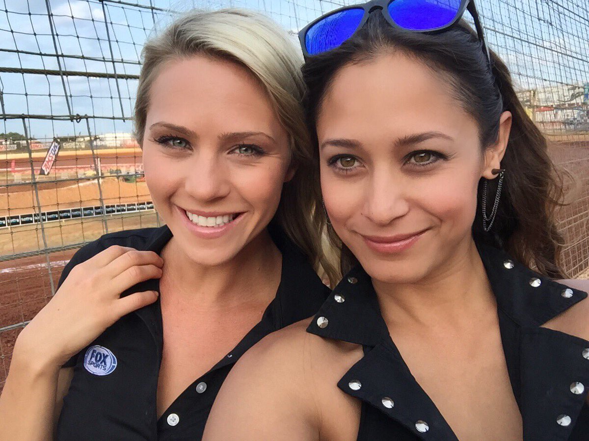 TiffanyStone's tweet photo. Who else is missing their favorite blonde and brunette duo?! 💁🏼‍♀️🙋🏻‍♀️ I also heard somewhere that if I keep on asking “Is it race season yet?” and click my heels three times... a race track will appear!! Let’s hope so because I honestly miss the dirt and mud. #TORC18 https://t.co/8rqWXkuQj2