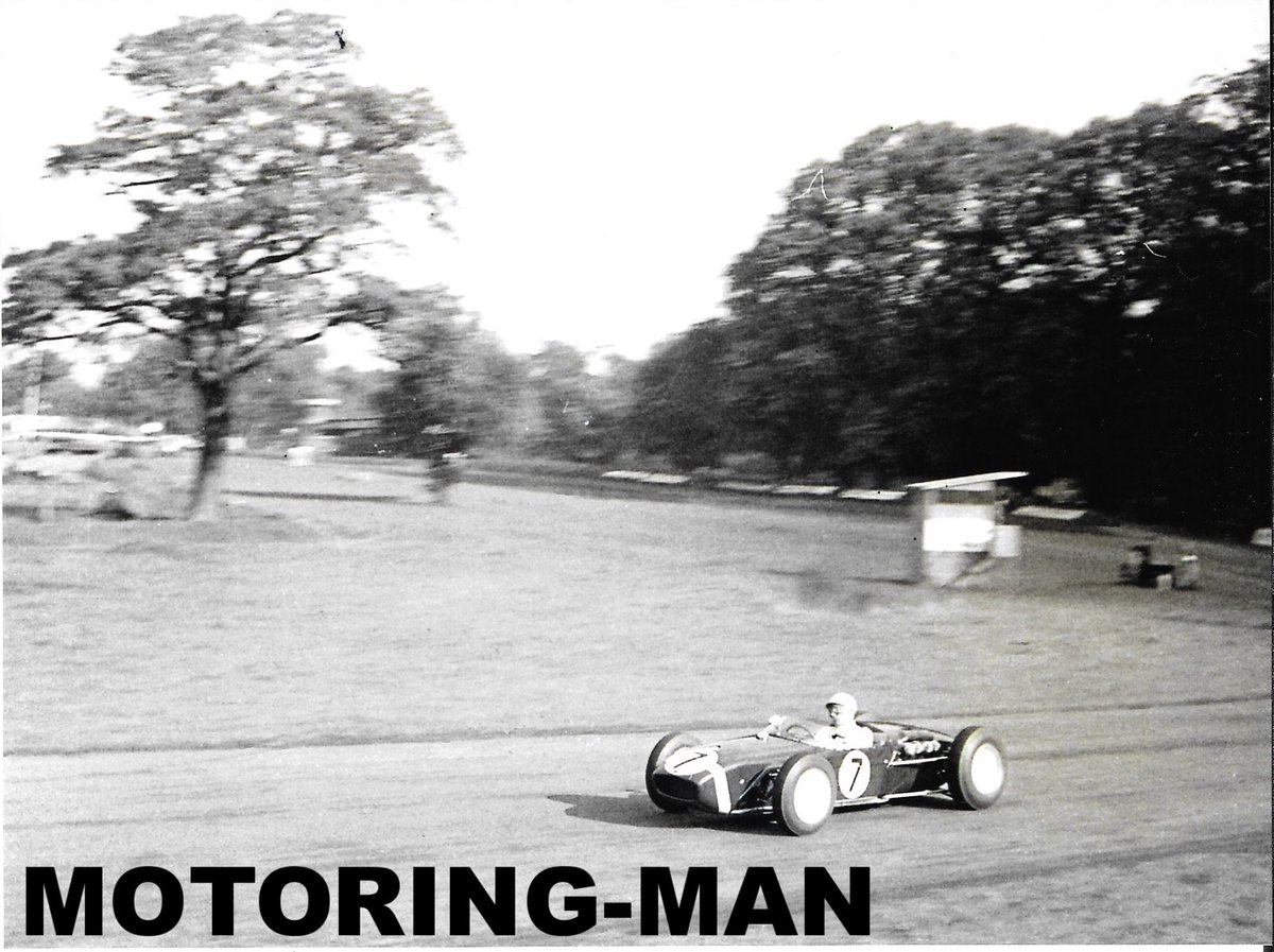 motoringman's tweet photo. https://t.co/GgUwmi9om5 #STIRLINGMOSS #FERGUSONP99 @F11960 @f1oldie @FormulaOneWorld https://t.co/6WLkrYRzSh