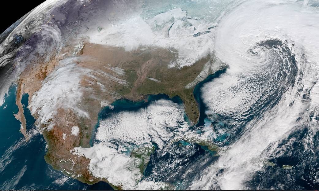 SeaWatchSeafood's tweet photo. Good riddance to the Bomb Cyclone, boats are heading back to sea.

#goodriddance #byefelicia👋 #bombcyclone #clams #clamming #eastcoast #commercialfishing #fisherman #boats #seawatchint #seawatchinternational https://t.co/ckBZp7WpBm
