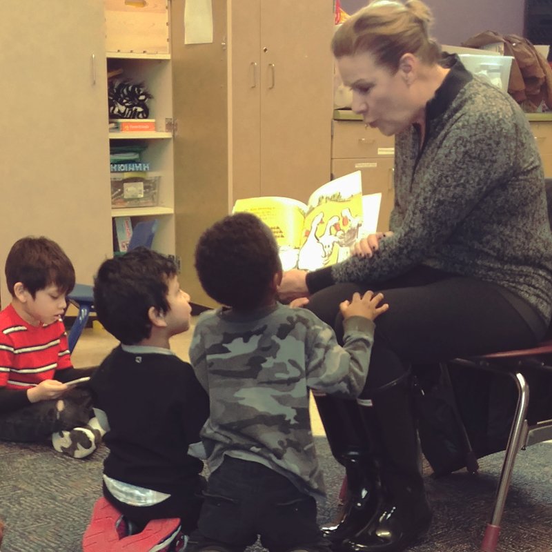 FireflyIndiana's tweet photo. The younger kiddos staying in our shelter had a great time reading with Tracy Holt from our corporate partner @Just_Call_Holt today. https://t.co/RFK23ZO8GC