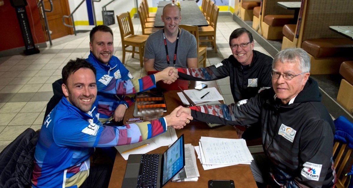 Wanna know who's playing who at the <a href="/therealwfg/">World Financial Group</a> Continental Cup? Of COURSE you do! Matchups for the first three days are now set in London, and there are some dandy games in story! Here's a look: bit.ly/2CN3j60 #curling #ContCup2018