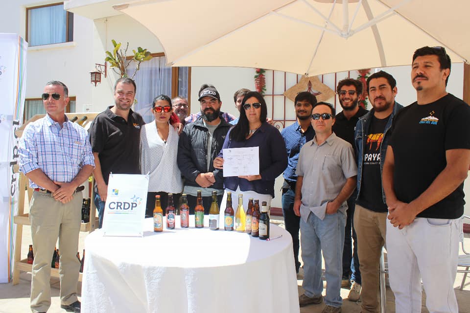 CervezaCopayapu's tweet photo. Ayer estuvimos participando en la La Serena en el Primer encuentro de cerveceros del Norte, todo con miras a crear la primera asociación gremial de cerveceros de la zona norte.

#Cervezanortina #colaboracion #asociatividad https://t.co/YdysWtqw6J