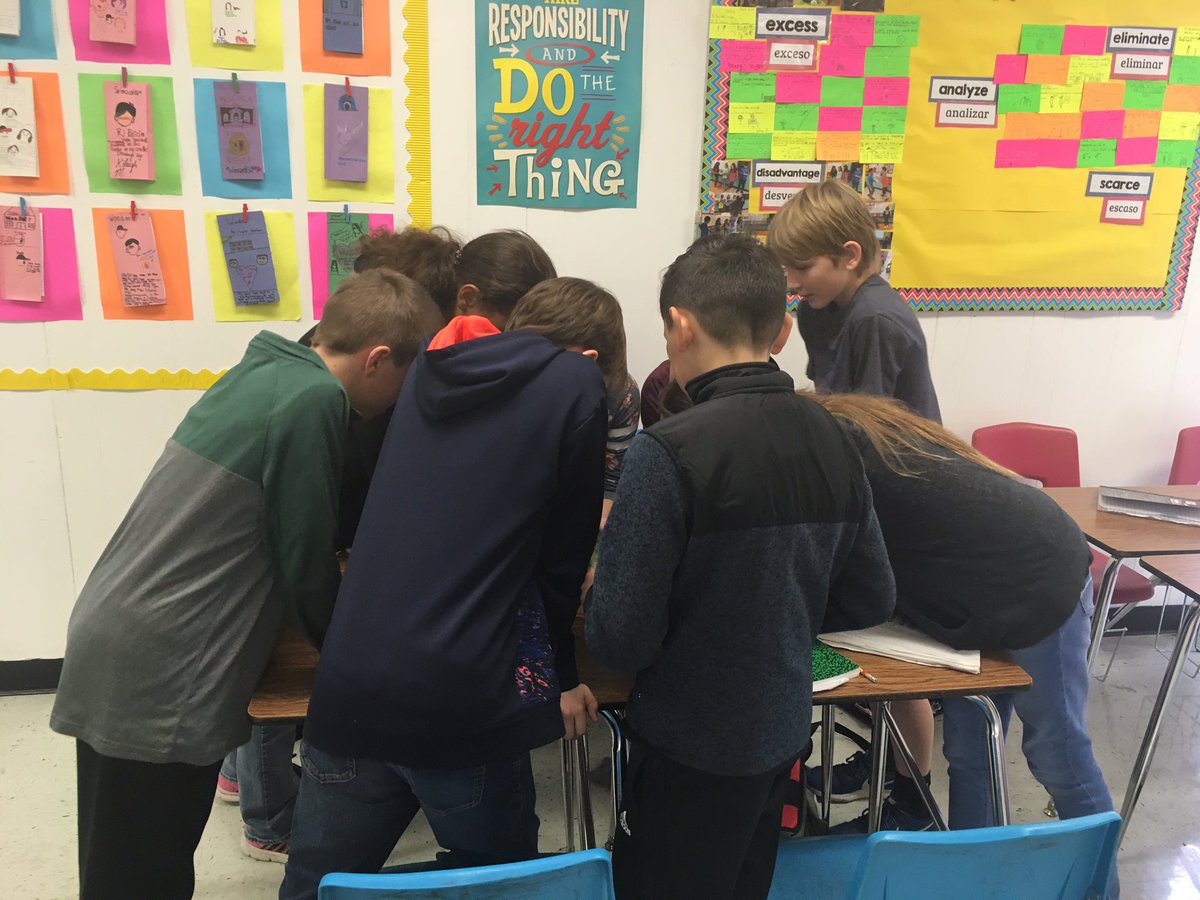 tsaulters1's tweet photo. We are using the @GooseChase app to identify nonfiction text structures in the classroom! @ruthcherryint #RCISDJOY #cherrybrave https://t.co/P5p25VP6ek