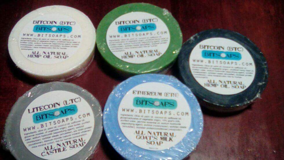 KimchiSocks's tweet photo. Hello everyone! Our giveaway item for the month of February will be @Bitsoaps for our 1st 100 customers during the month of February. https://t.co/mcjpXFOTqM