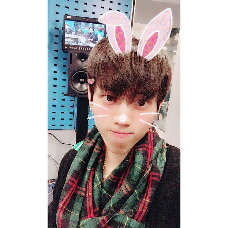 InfinitizeMx's tweet photo. [10-01-18] #Dongwoo en el programa de radio "Park So Hyun's Love Game". https://t.co/qzR34gT20E