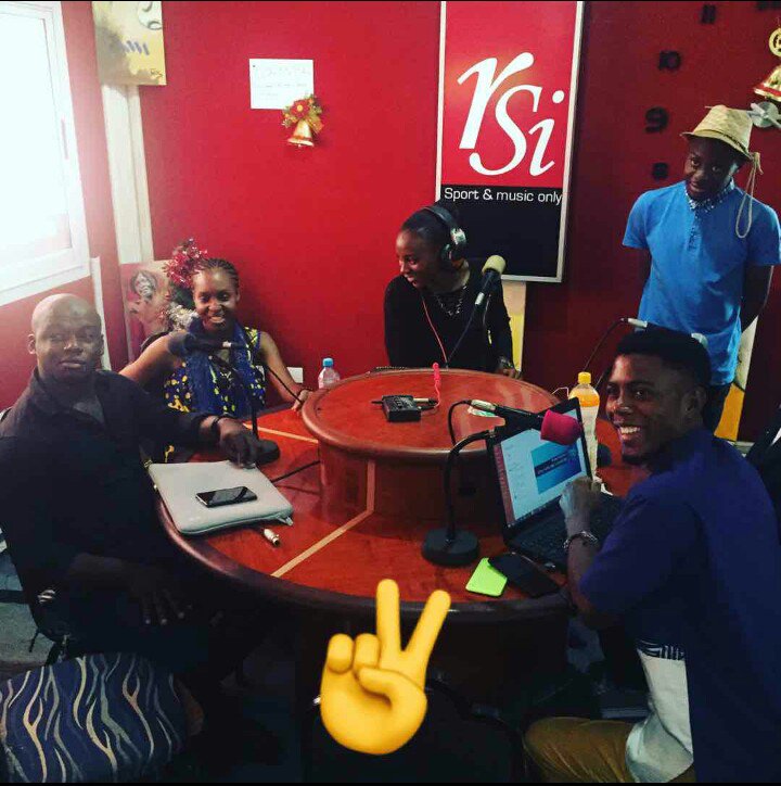Diamond_only77's tweet photo. First day on RSi Radio😊.was a gud experience tho❤💯👌 https://t.co/TAVbEiAL1Z
