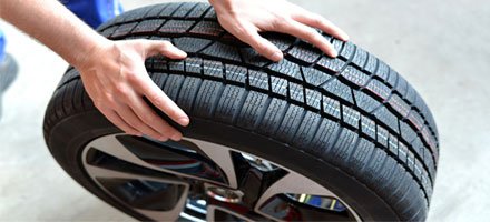 HyundaiTT's tweet photo. #HyundaiTip
Rotate your tires every 10,000 Km or sooner to equalize tread wear. During rotation, check the tires for correct balance. https://t.co/UStf8CvLSt