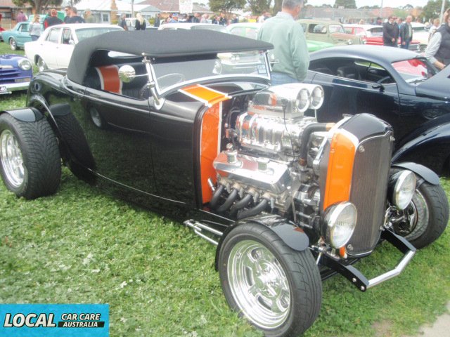 LocalCarCare's tweet photo. Always a crowd favorite #evil32 

#32hotrod #orangeonwhiteonblack #blown #hotrod #hotrods #fordhotrod #supercharged #32convertible #lookstough #soundstuff #allforddaygeelong #instarods #instacars #followforfollow #follow4follow  #localcarcare https://t.co/to3G5wWbPa