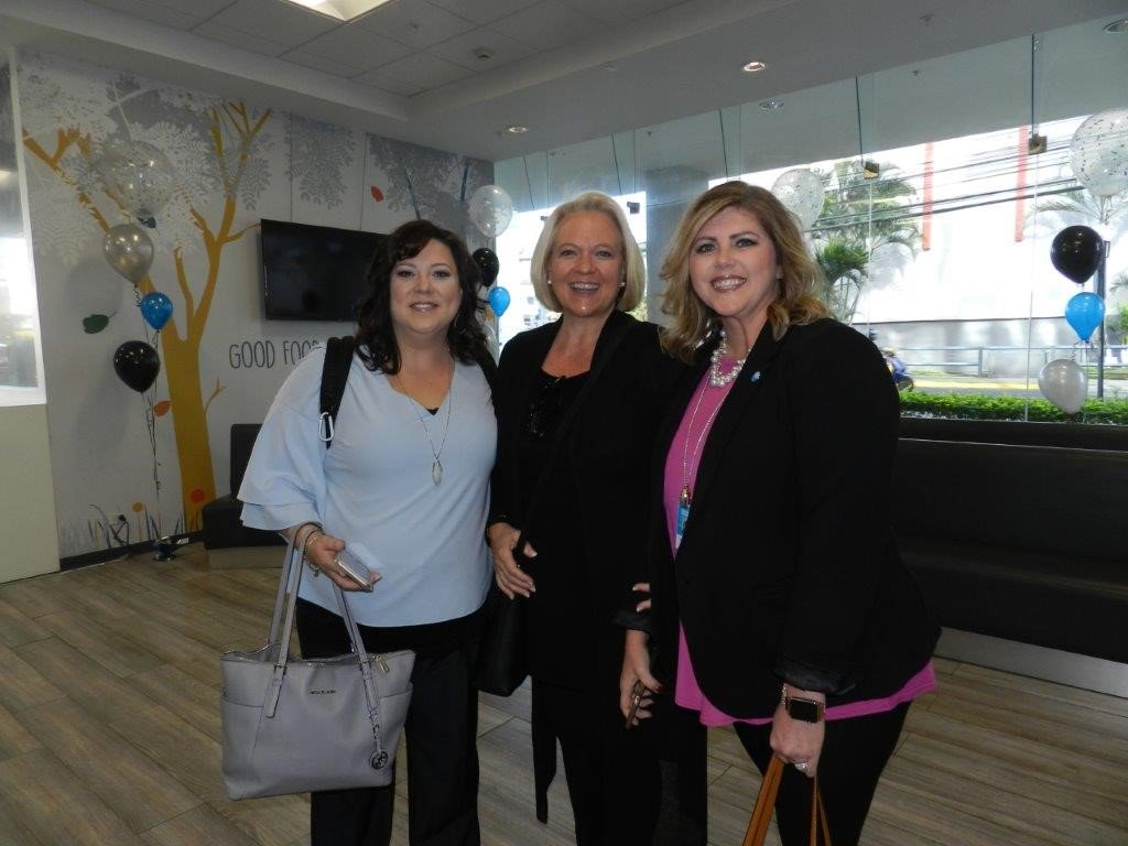 Lynn Loefgren tweet media