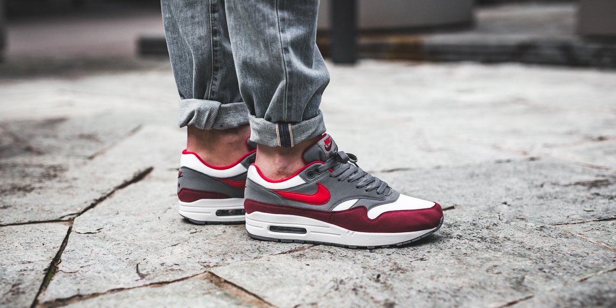 air max 1 university red cool grey