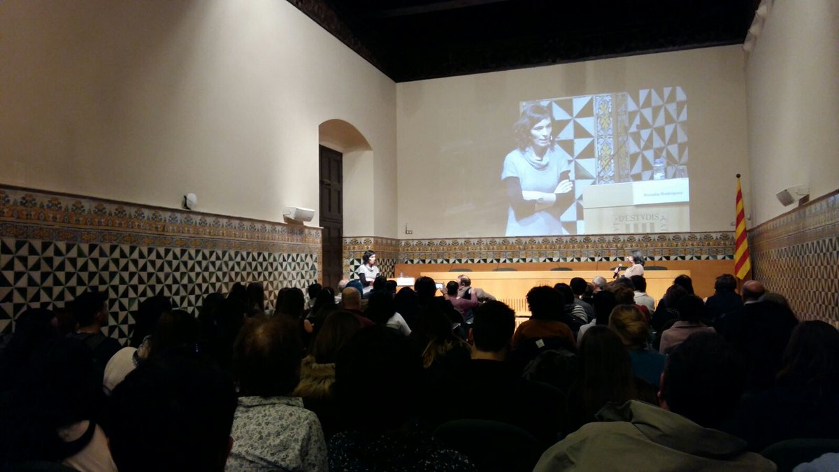 nuriamatiash's tweet photo. Avui #lab1719 assistim a la xerrada sobre el greix marró en #obesitat de la #SCBcat  #jeclot @jesuitesFP #LaNovaFP https://t.co/yFBajpRKp1