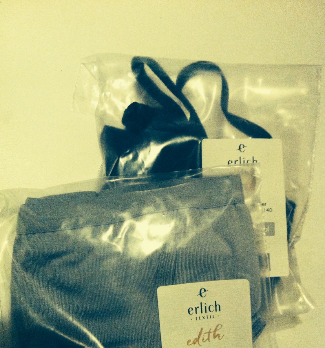 SusanneK18's tweet photo. Was neues zum wohlfühlen.
#Vegan #ErlichTextil https://t.co/V3bvMgFfYC