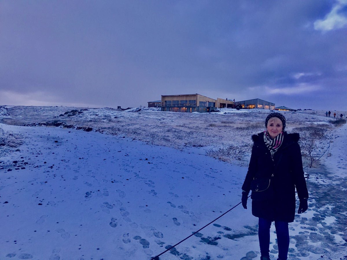 YORKIE007's tweet photo. Well #Iceland is the most amazingly beautiful place -what an adventure ❤️❄️⛄️#goldenwaterfall #reykjavik #family https://t.co/54XXSZehdz