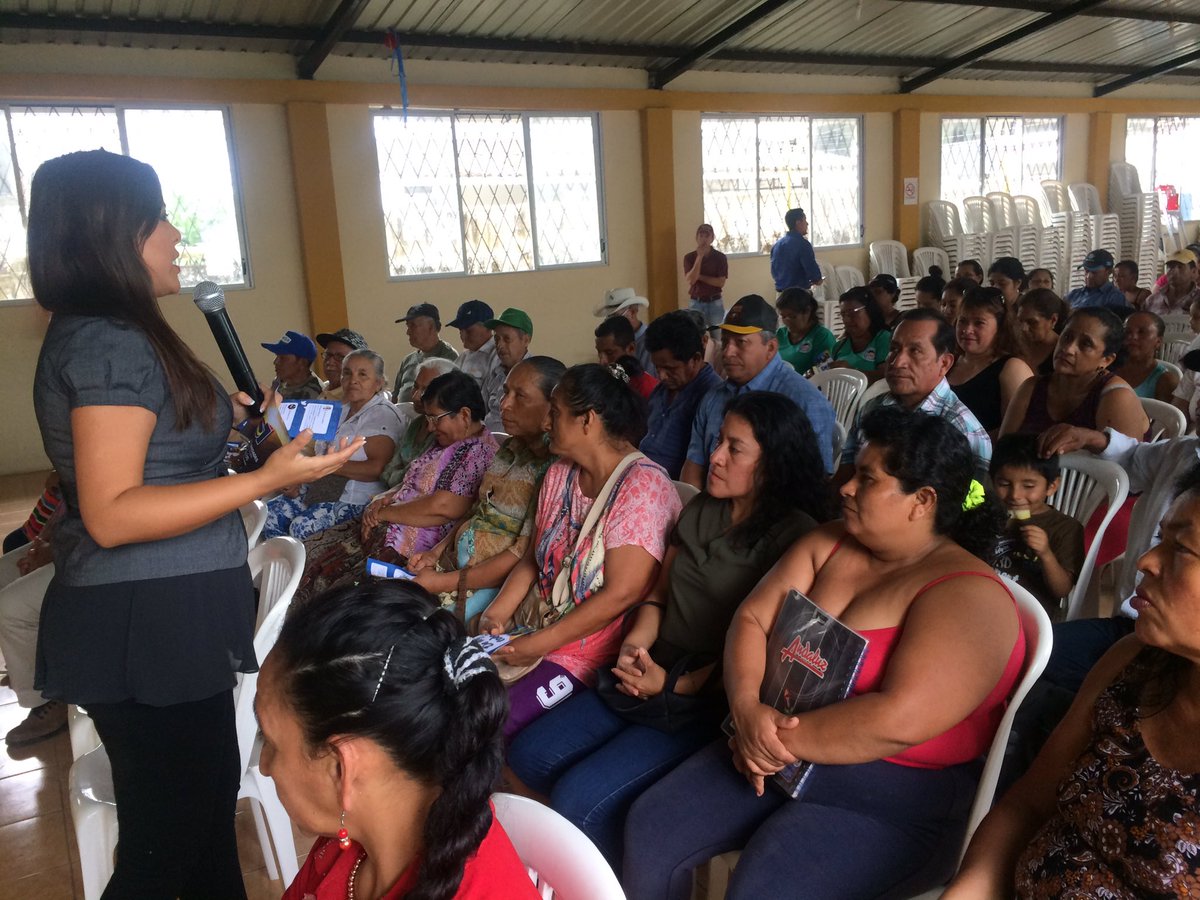 Llevamos el mensaje de la Consulta Popular a las parroquias rurales, está tarde en El Esfuerzo #StoDgoVotaSí #UnidosPorElSí  <a href="/BloqueAP35/">Bloque AP35 Aliados</a> <a href="/Revolucion35SDT/">Revolucion35StoDgo</a> <a href="/ppsesa/">José Serrano Salgado</a> @amigoprefecto @RGBesStoDgo <a href="/Lenin/">Lenín Moreno</a> <a href="/VamosLenin/">Vamos Lenín</a> <a href="/marialevicuna/">Ma. Alejandra Vicuña</a>
