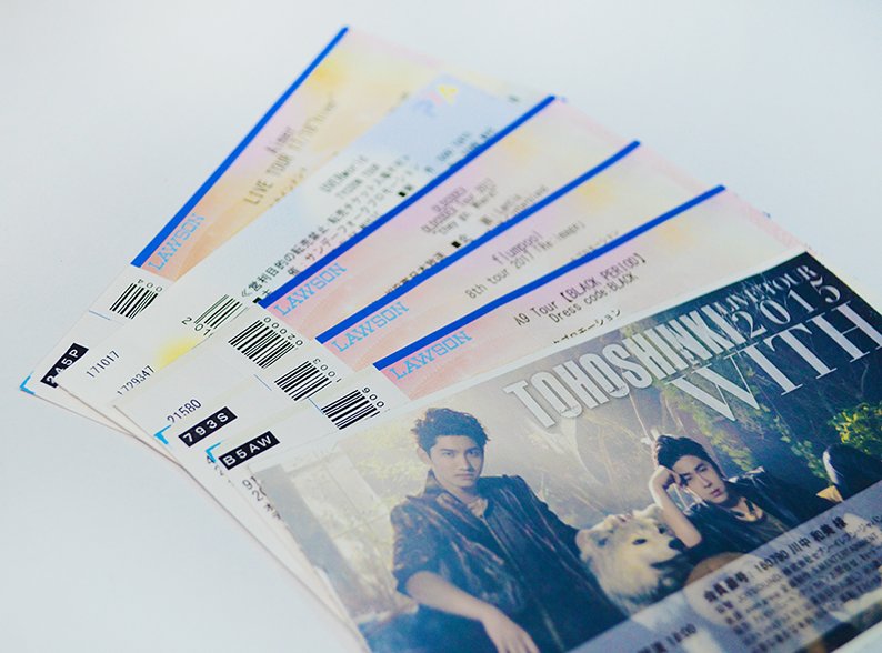 K_a_s_u's tweet photo. KASU IN JAPAN | COMO COMPRAR ENTRADAS PARA CONCIERTOS EN JAPÓN
https://t.co/neAOV2x7RU ✨✨✨✨
#ticket #jmusic #japaneseconcert #tohoshinki #flumpool #UVERworld #OLDCODEX #AliceNine #AoiShota https://t.co/Xh6wEi33H3