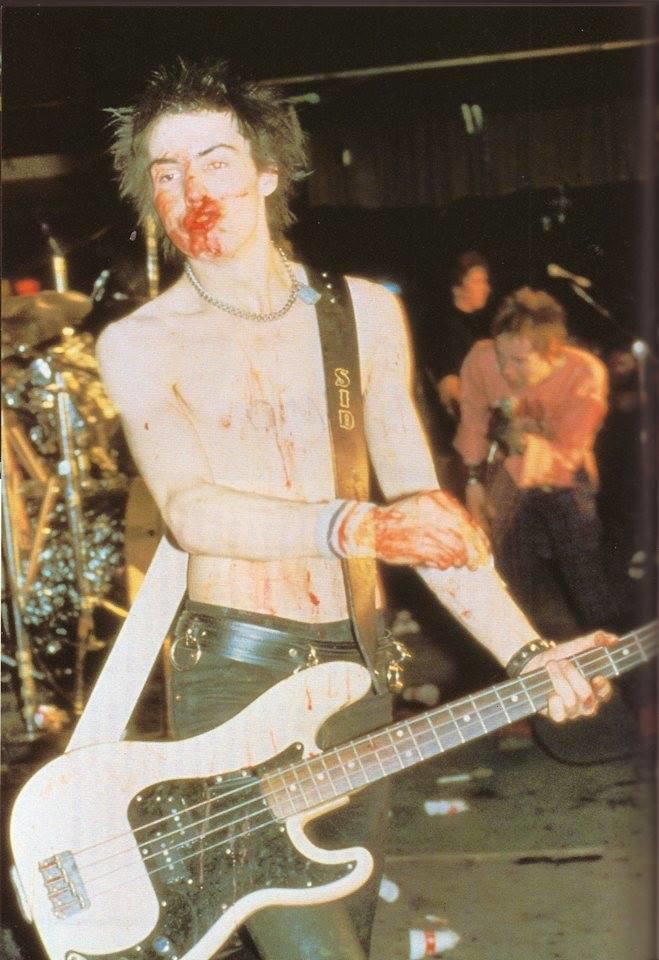 40 years ago tonight Sid Vicious bleeds after getting punched during The Sex Pistols’ gig at Longhorn Ballroom, Texas
Photographed by Bob Gruen