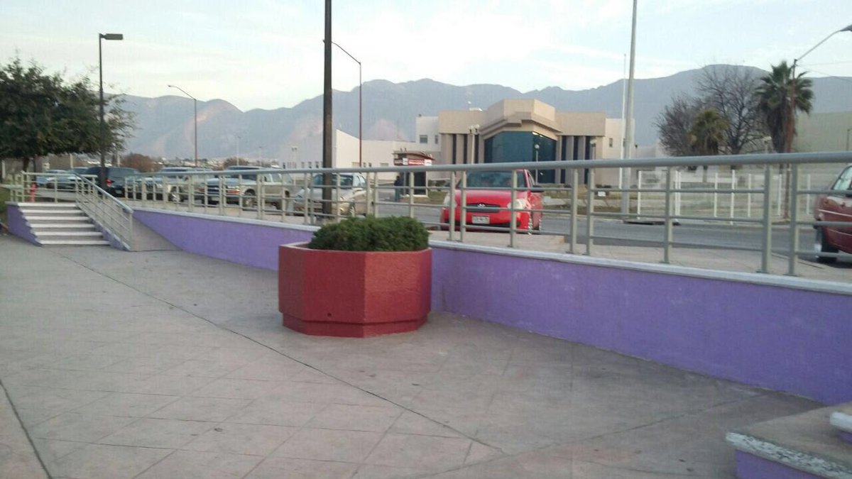 SaltilloGob's tweet photo. La Dirección de Medio Ambiente y Espacios Públicos del municipio continua cumpliendo el compromiso de #SaltilloMulticolor #TodosPorSaltillo #100en100 https://t.co/mDB9s6NrHU