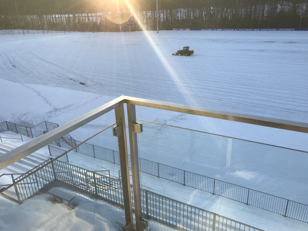 SNHUFieldOps's tweet photo. Larkin Field- Cleared. Penmen Stadium Field- almost done- hoping the heat stays the next 2 days and we get both fields green- great job by Ops Crew - no infill in our snow piles! @FieldExperts @Athletic_Turf @NE_STMA https://t.co/O5iGLQvsAJ