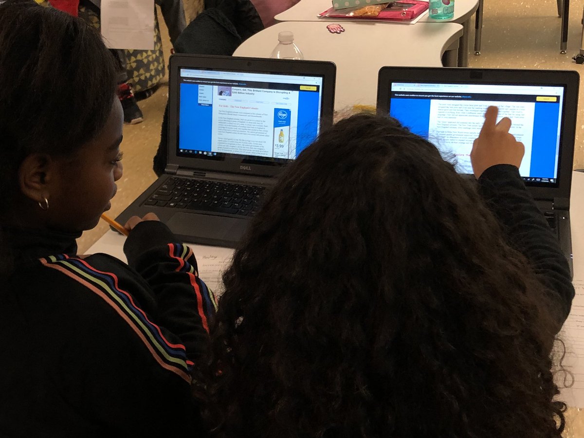 SwagDogs122's tweet photo. The Ruff Riders paired up and worked together to complete a Webquest on the New England Colonies! #Teamwork #TogetherEveryoneAchievesMore #Makinglearningfuneveryday https://t.co/mRyTUvMFwA