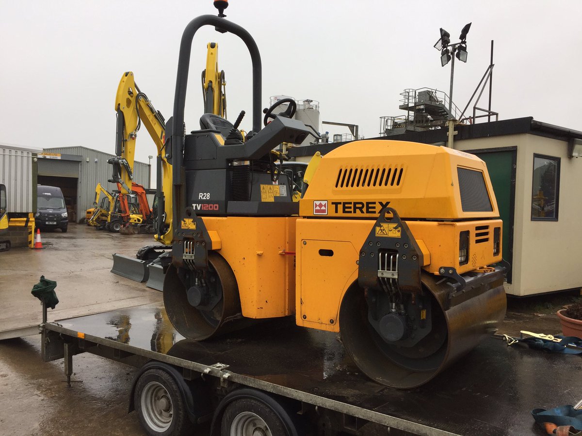 JamesSweepers's tweet photo. Another WN RD27-120 roller delivered today with a nice p/ex yr2013 Terex 473hrs contact @tsplantsales for info https://t.co/60dmw45LSa