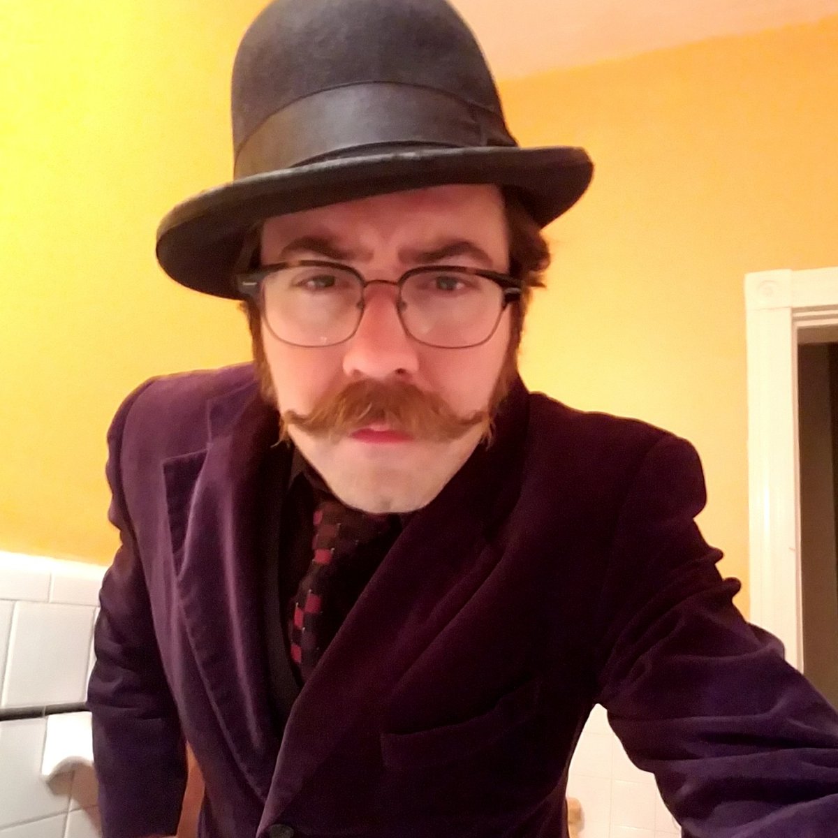 mrshadowstache's tweet photo. #NewProfilePic https://t.co/YhS3aDTOiV
