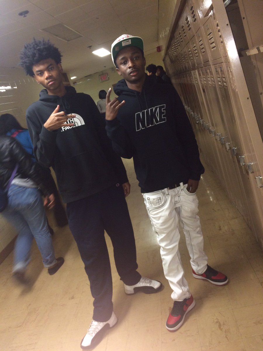 AllStarRae's tweet photo. They took My Dawg 💙😔 #LLHoodRich💙 https://t.co/nOx5A5Pdbf